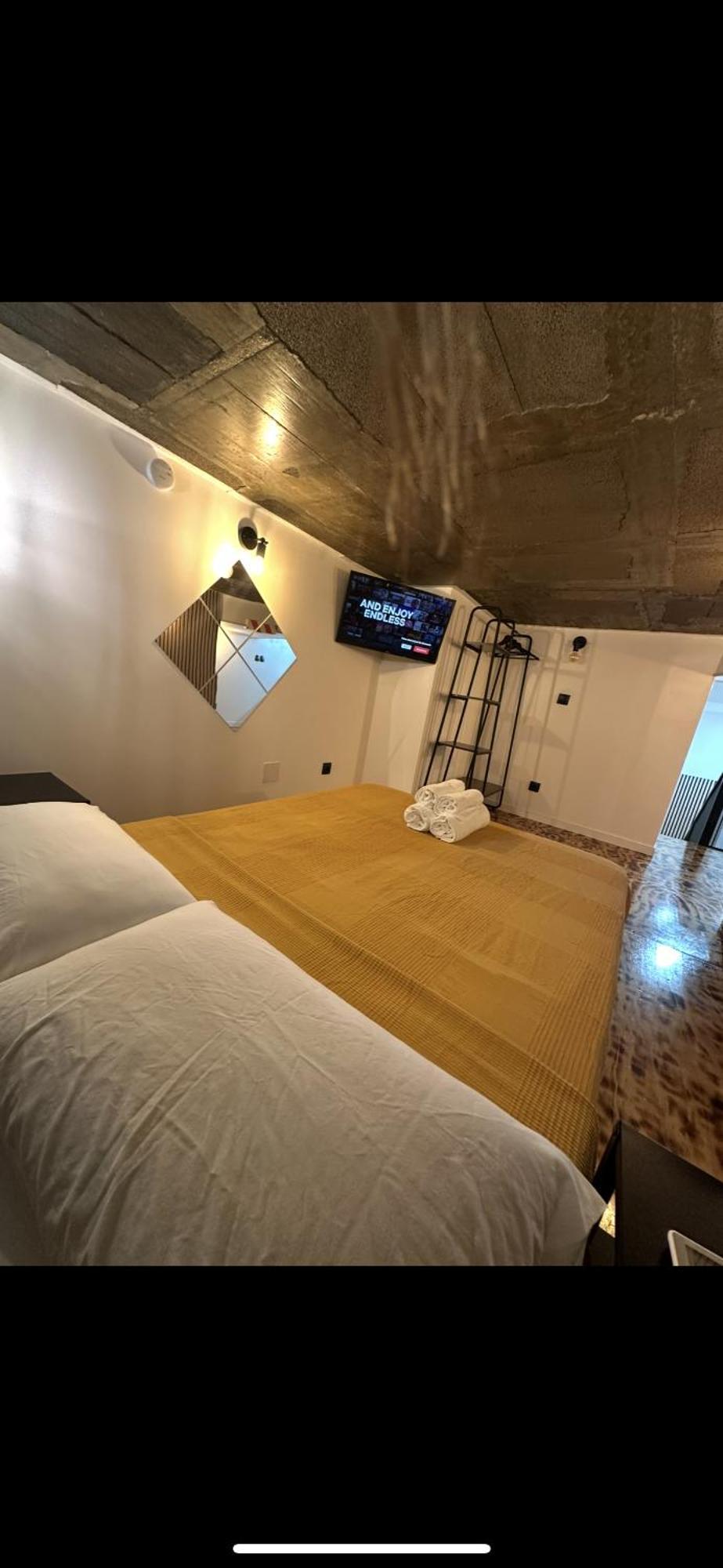 Apart Con Terraza En Florida E2 L'Hospitalet de Llobregat Dış mekan fotoğraf